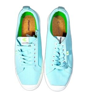 Cariuma Light Blue UNISEX Sneakers Pantone Women 12 Men's‎ 10.5